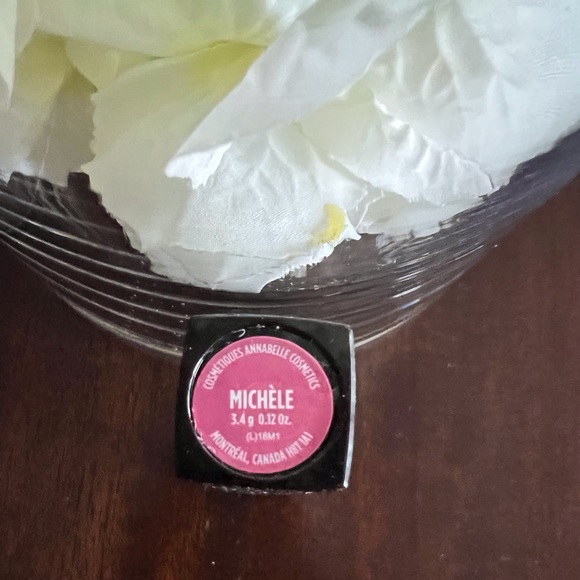 Free gift Annabelle lipstick - colour Michele - Picture 4 of 4